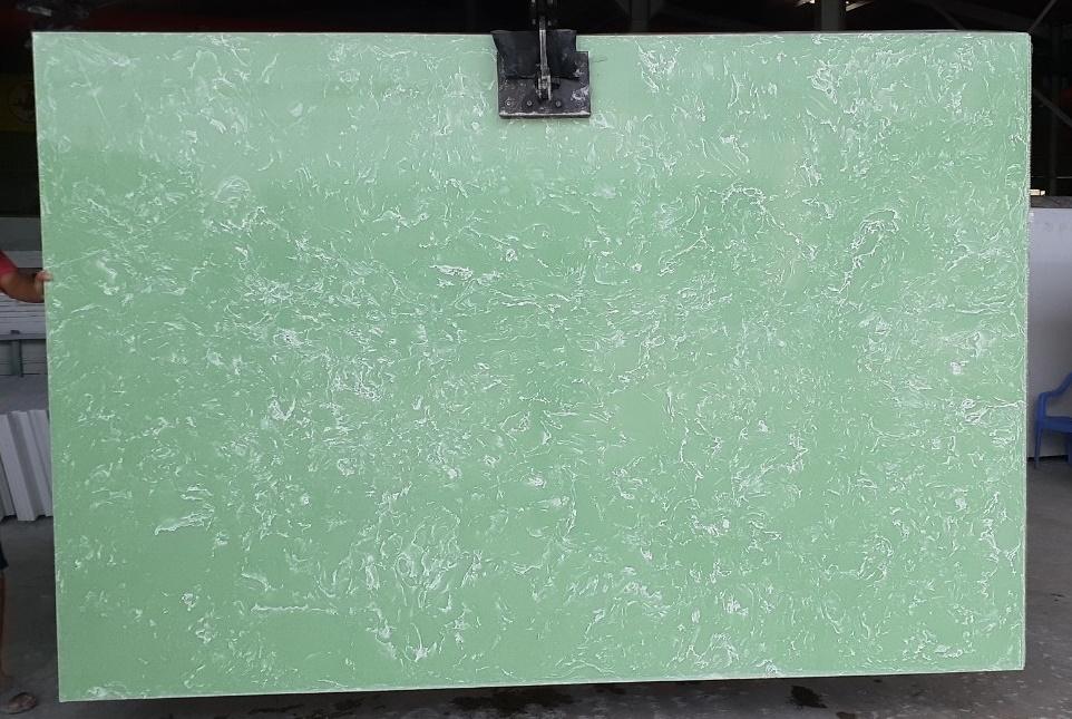 Mặt bếp đá granite nhân tạo vân mây sang trọng