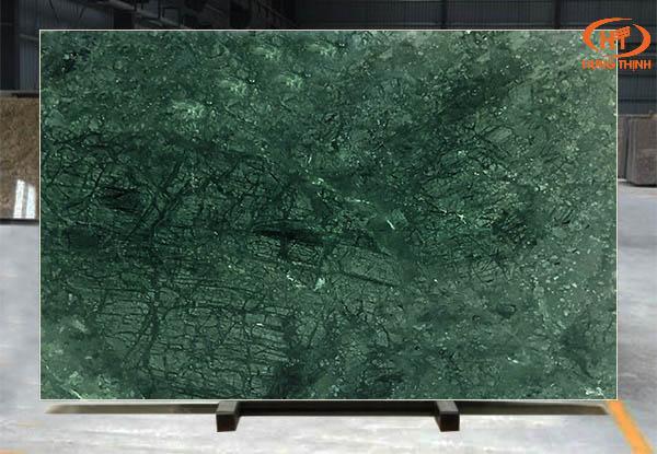 Mặt bếp đá granite xanh napoli sang trọng