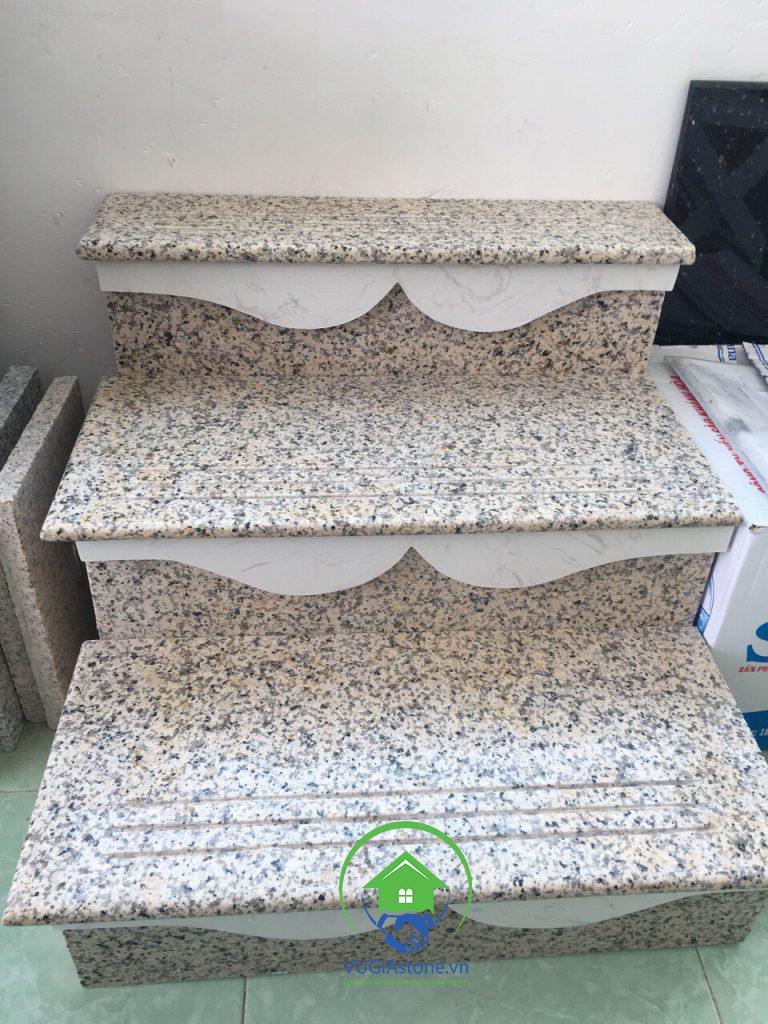 Thợ thi công đá granite vàng nhạt chuyên nghiệp